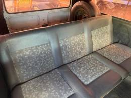 VOLKSWAGEN - KOMBI - 2003/2004 - Branca - R$ 36.000,00