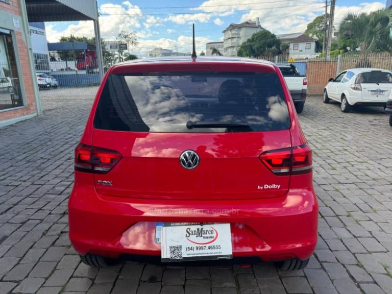 VOLKSWAGEN - FOX - 2019/2020 - Vermelha - R$ 64.000,00