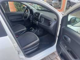 FIAT - MOBI - 2017/2018 - Branca - R$ 46.000,00