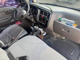 HYUNDAI - HR - 2011/2012 - Branca - R$ 98.000,00