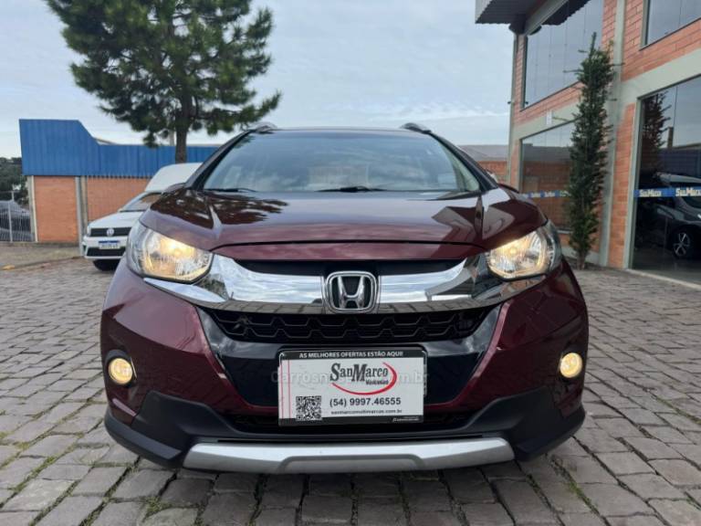HONDA - WRV - 2018/2019 - Vermelha - R$ 86.000,00