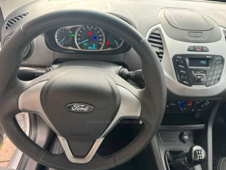 FORD - KA - 2017/2018 - Prata - R$ 50.000,00