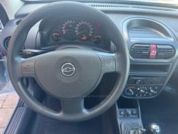 CHEVROLET - CORSA - 2012/2012 - Prata - R$ 35.000,00