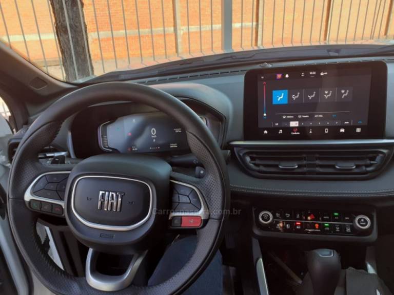 FIAT - FASTBACK - 2023/2024 - Branca - R$ 145.000,00