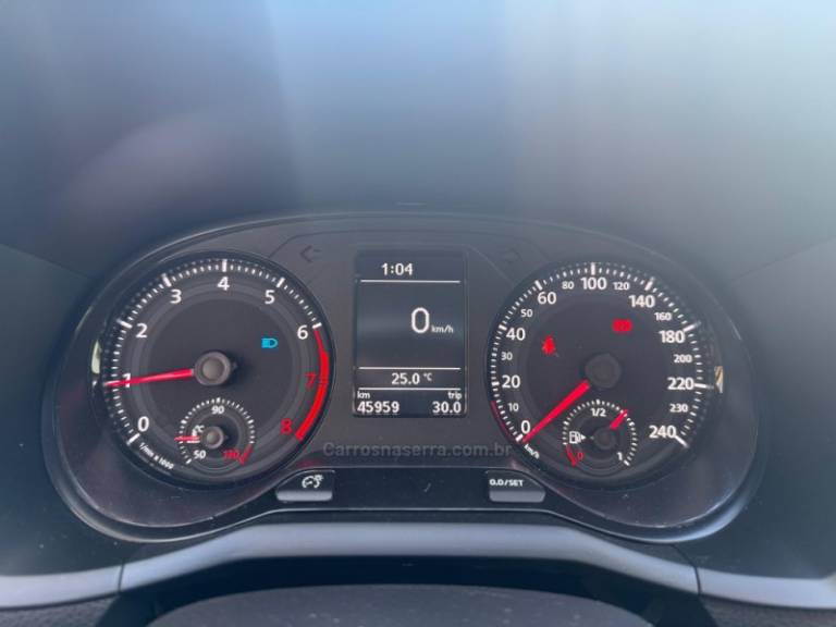 VOLKSWAGEN - SAVEIRO - 2022/2023 - Branca - R$ 85.000,00
