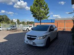 CHEVROLET - ONIX - 2015/2016 - Branca - R$ 47.000,00