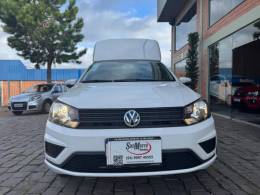 VOLKSWAGEN - SAVEIRO - 2022/2023 - Branca - R$ 85.000,00