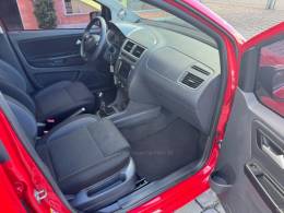 VOLKSWAGEN - FOX - 2019/2020 - Vermelha - R$ 64.000,00
