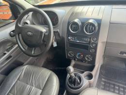 FORD - ECOSPORT - 2005/2006 - Prata - R$ 29.500,00