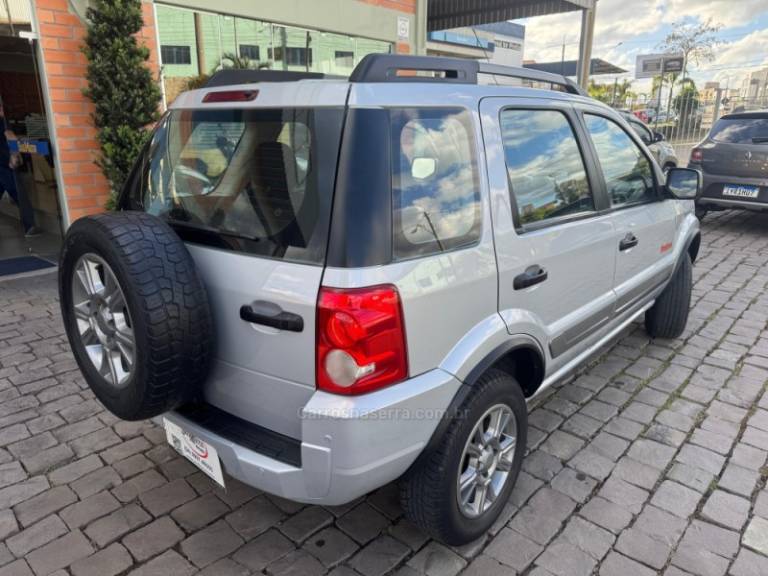 FORD - ECOSPORT - 2011/2012 - Prata - R$ 46.000,00
