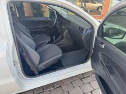 VOLKSWAGEN - SAVEIRO - 2022/2023 - Branca - R$ 85.000,00
