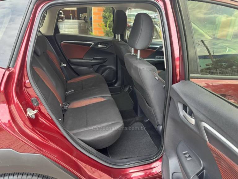 HONDA - WRV - 2018/2019 - Vermelha - R$ 86.000,00