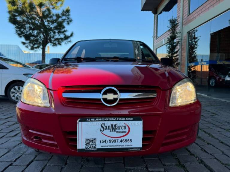 CHEVROLET - PRISMA - 2009/2010 - Vermelha - R$ 26.000,00