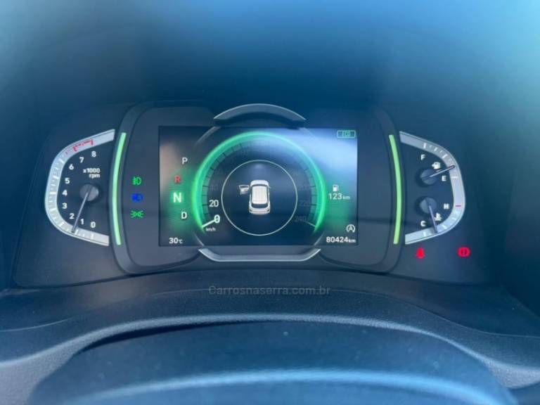 HYUNDAI - CRETA - 2021/2022 - Prata - R$ 123.800,00