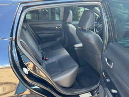 TOYOTA - YARIS - 2020/2021 - Preta - R$ 88.000,00