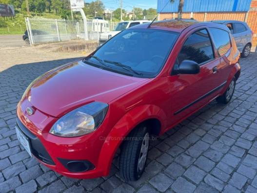 FORD - KA - 2012/2013 - Vermelha - R$ 28.000,00
