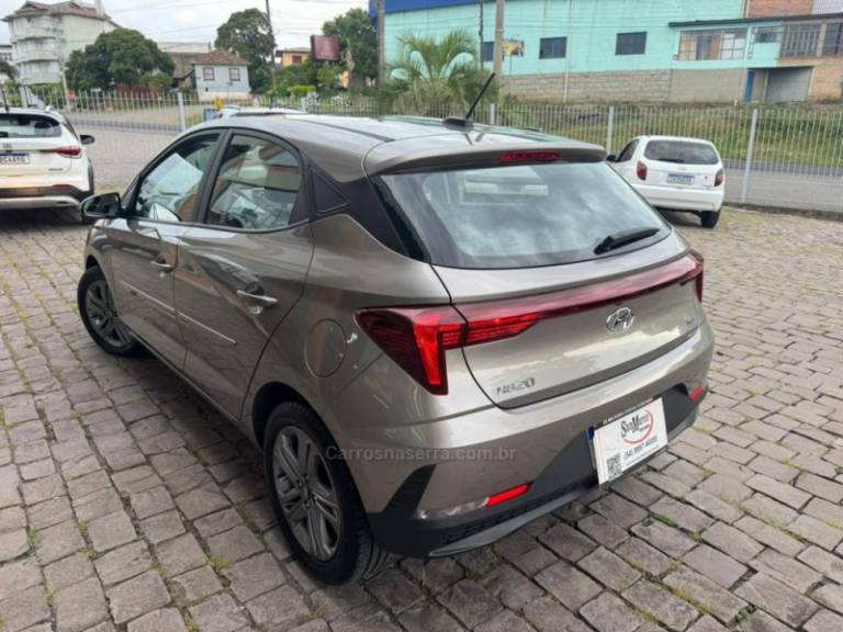 HYUNDAI - HB20 - 2024/2025 - Prata - R$ 95.000,00