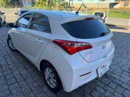 HYUNDAI - HB20 - 2013/2014 - Branca - R$ 43.000,00